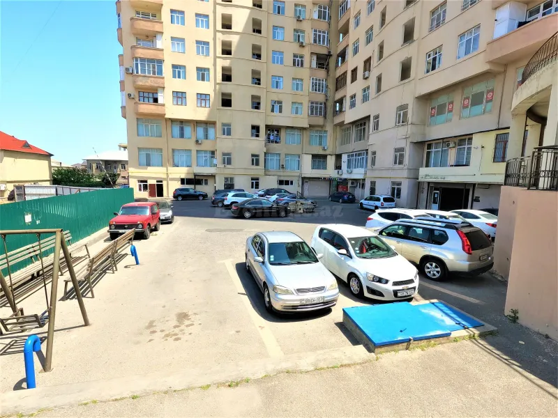 3 otaqlı Mənzil 120 m² Q.Qarayev pr. Kirayə verilir