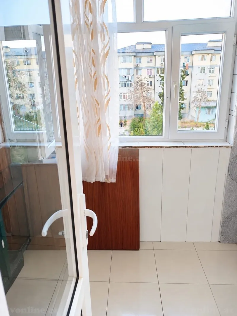 Satılır 2 otaqlı Mənzil Köhnə tikili 66 m² Binə - şəkil 7