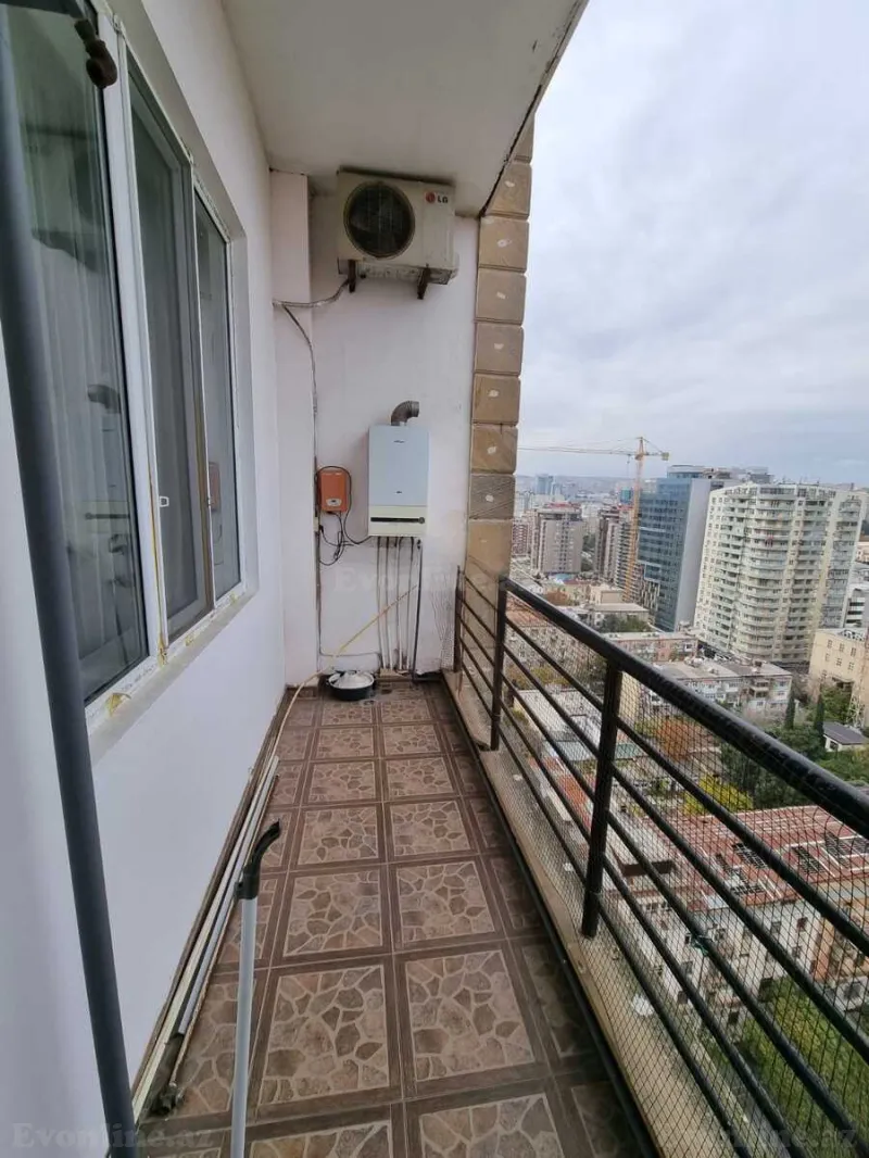Kirayə verilir 3 otaqlı Mənzil Yeni tikili 100 m² 28 May m. - şəkil 3