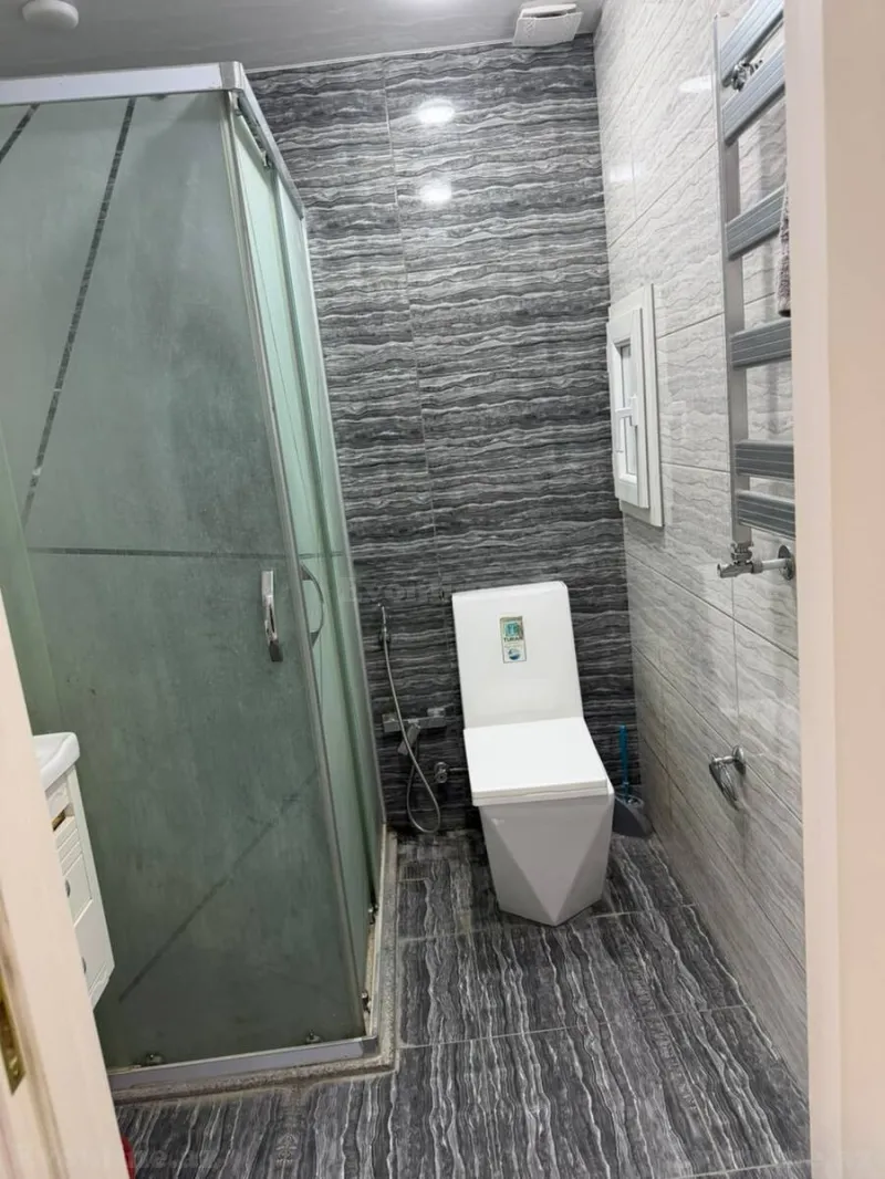 Kirayə verilir 2 otaqlı Mənzil Yeni tikili 85 m² Həzi Aslanov m. - şəkil 7