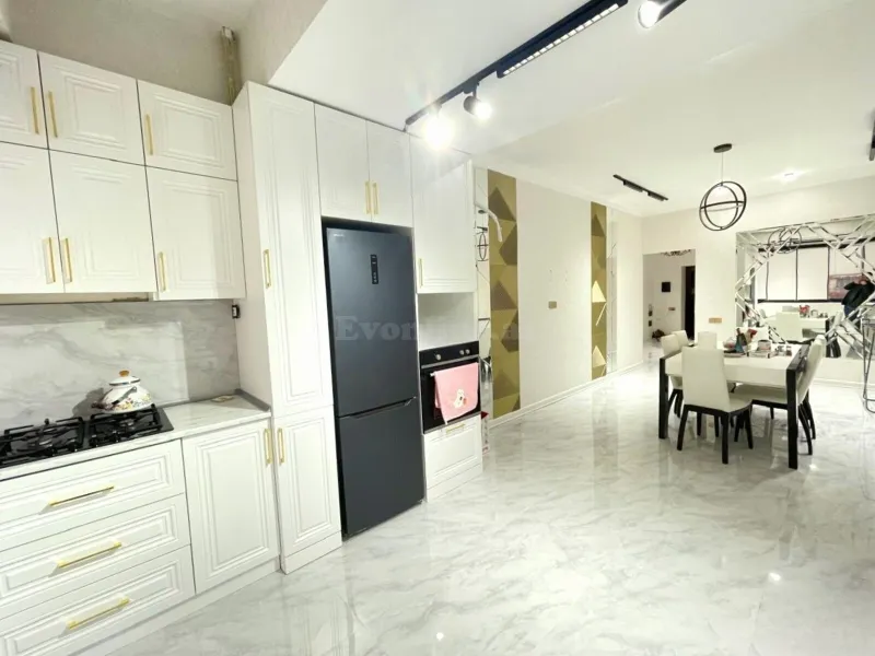 Satılır 3 otaqlı Mənzil Yeni tikili 80 m² Əhmədli m. - şəkil 4