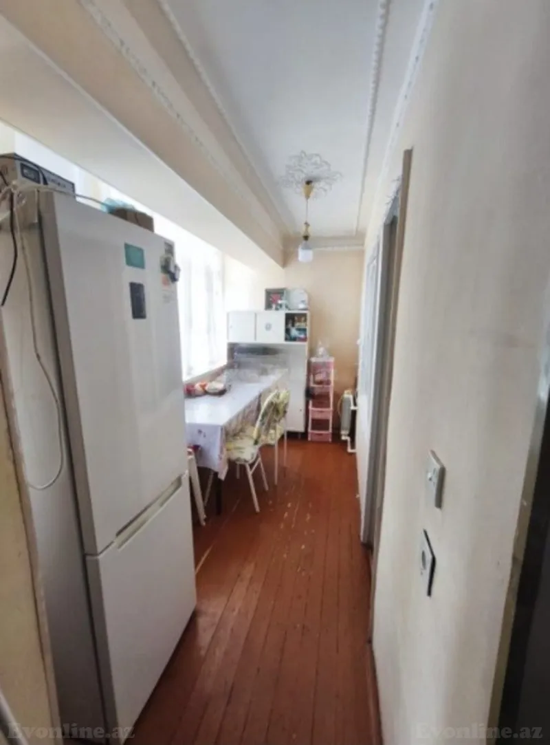 Satılır 3 otaqlı Mənzil Köhnə tikili 79 m² Xalqlar Dostluğu m. - şəkil 4