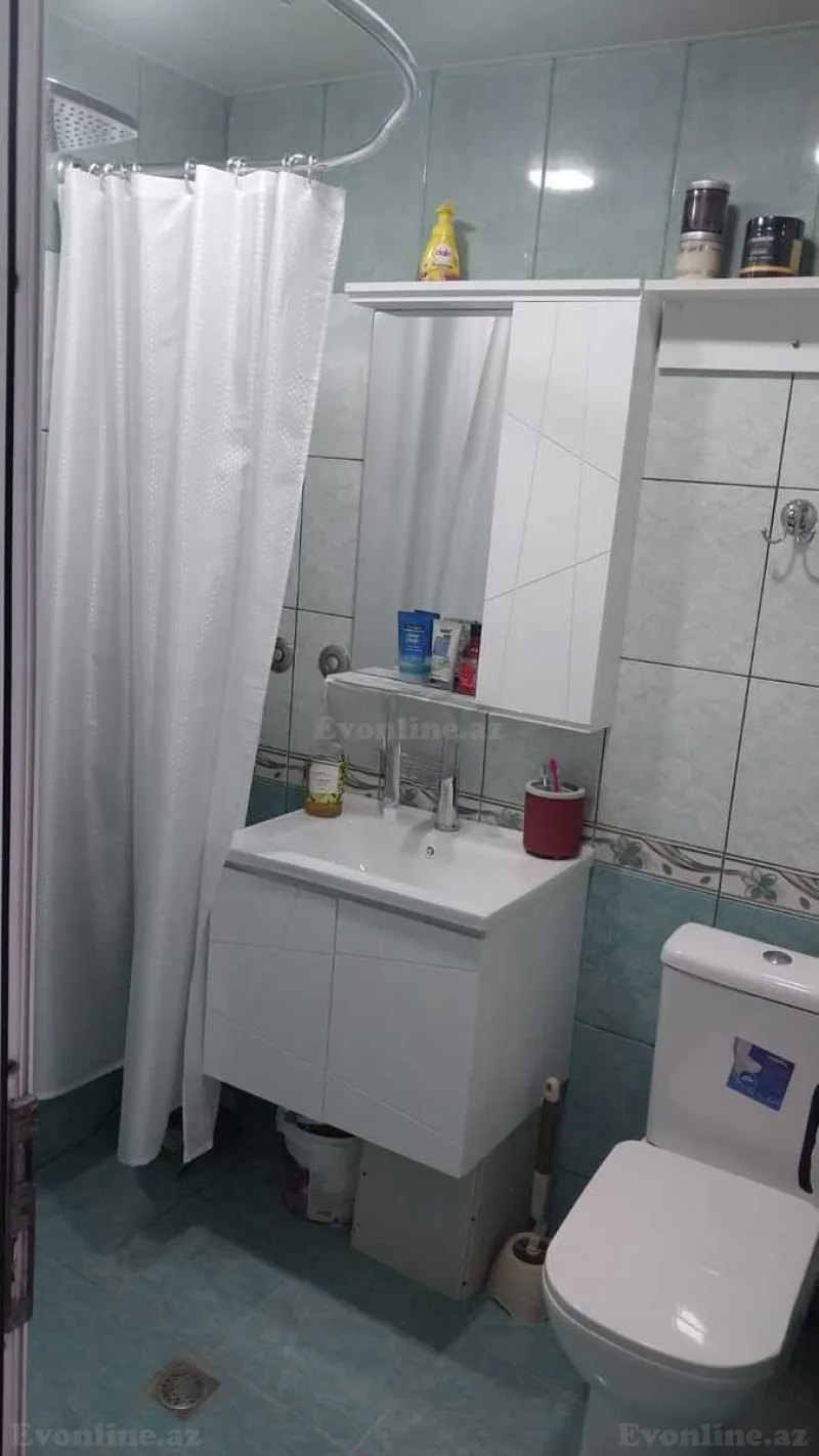 2 otaqlı Mənzil 40 m² 8-ci kilometr Satılır