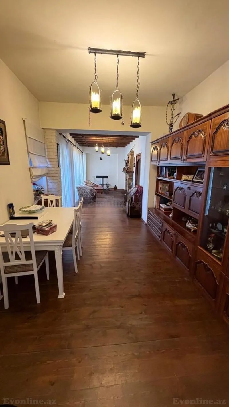 Satılır 7 otaqlı Həyət evi 200 m² Şüvəlan - şəkil 4