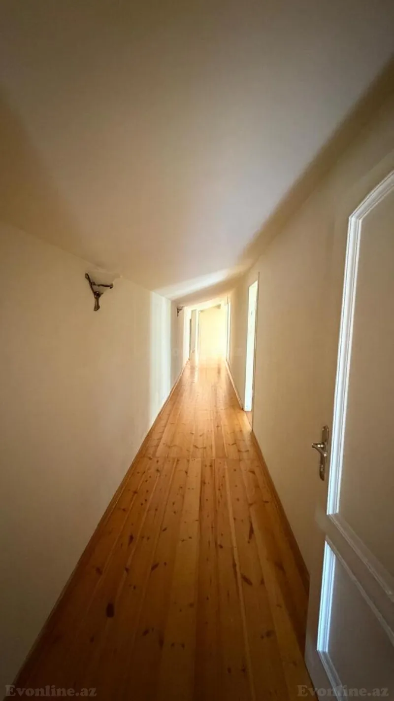 Satılır 7 otaqlı Həyət evi 200 m² Şüvəlan - şəkil 12