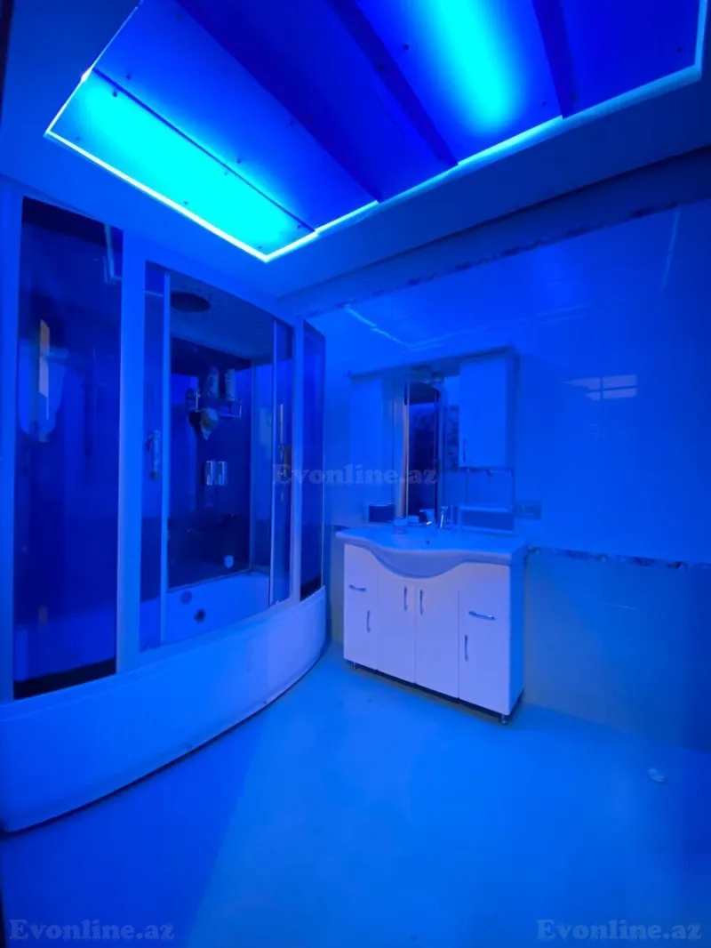 Kirayə verilir 3 otaqlı Mənzil Yeni tikili 140 m² İnşaatçılar m. - şəkil 12