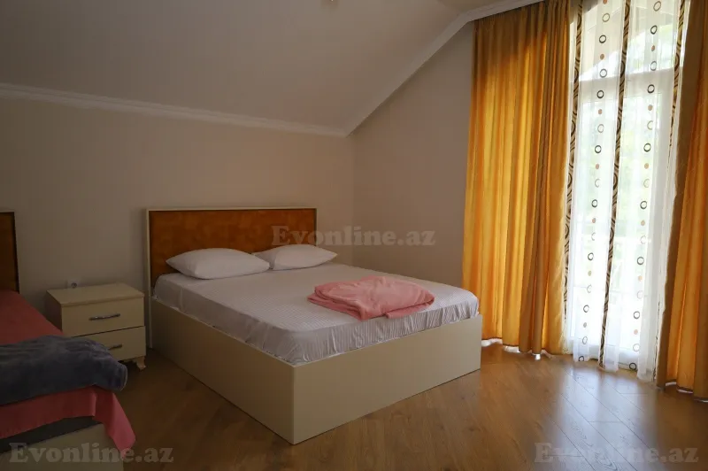 Kirayə verilir 6 otaqlı Həyət evi 120 m² Qax - şəkil 8