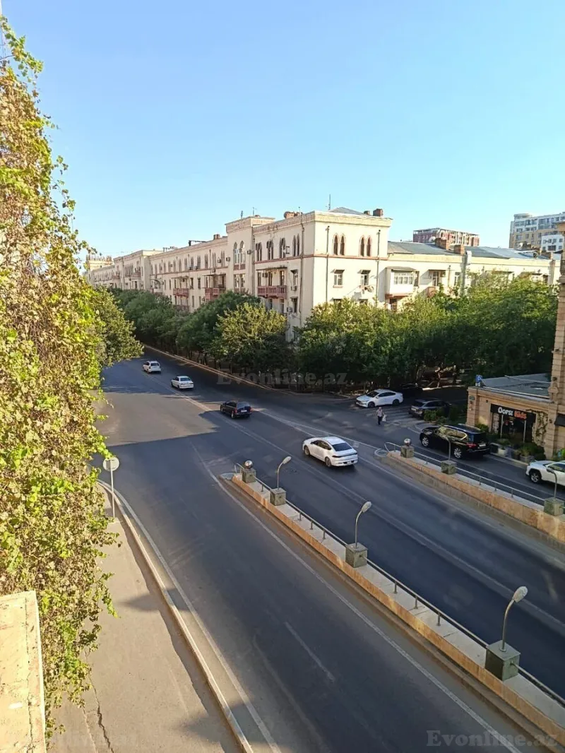 Satılır 2 otaqlı Mənzil Köhnə tikili 55 m² Nəriman Nərimanov m. - şəkil 4