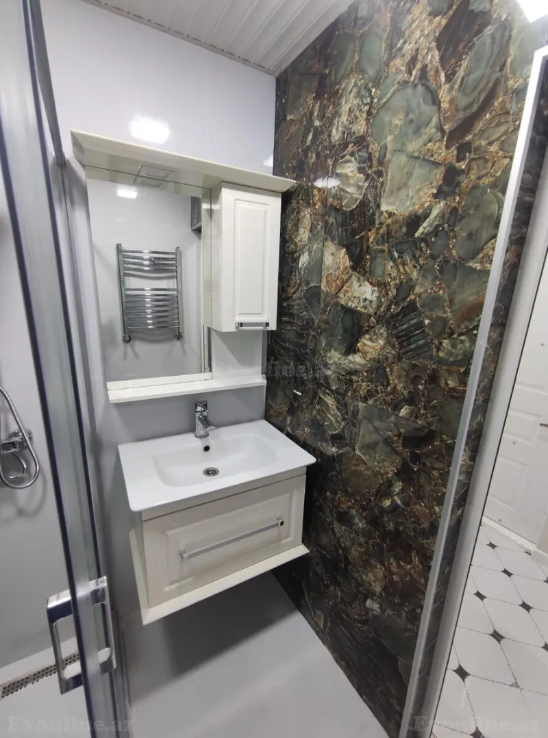 Kirayə verilir 2 otaqlı Mənzil Köhnə tikili 65 m² Koroğlu m. - şəkil 10