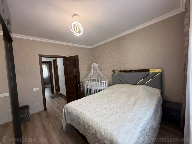 Satılır 3 otaqlı Mənzil Köhnə tikili 60 m² Bakıxanov - şəkil 4
