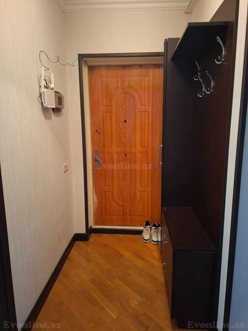 Satılır 3 otaqlı Mənzil Köhnə tikili 65 m² İnşaatçılar m. - şəkil 4