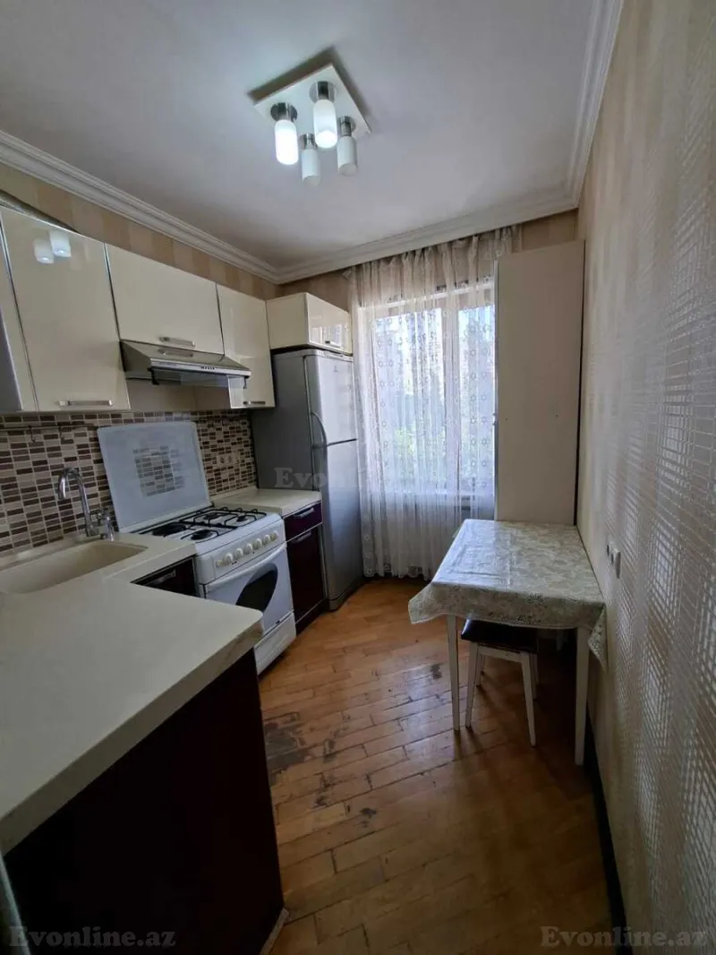 Satılır 3 otaqlı Mənzil Köhnə tikili 65 m² İnşaatçılar m. - şəkil 11