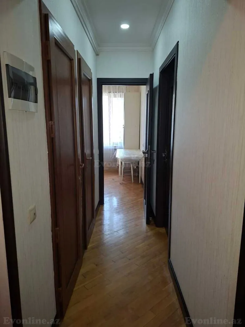 Satılır 3 otaqlı Mənzil Köhnə tikili 65 m² İnşaatçılar m. - şəkil 14