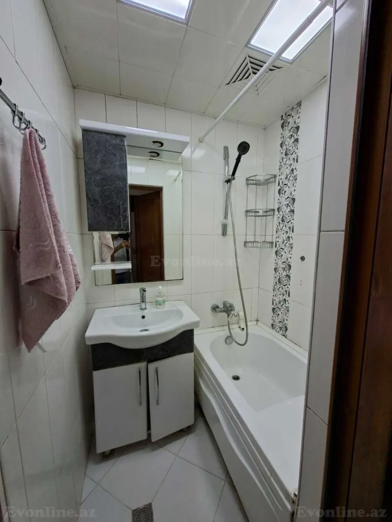 Satılır 3 otaqlı Mənzil Köhnə tikili 65 m² İnşaatçılar m. - şəkil 15