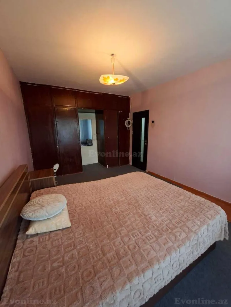 Satılır 3 otaqlı Mənzil Köhnə tikili 65 m² İnşaatçılar m. - şəkil 17