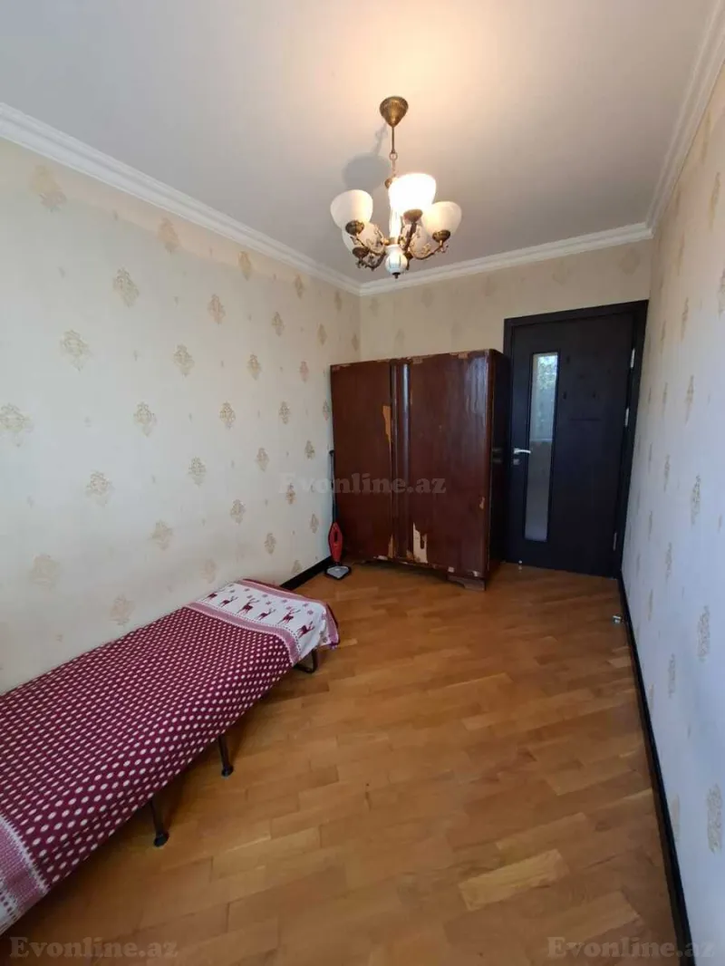 Satılır 3 otaqlı Mənzil Köhnə tikili 65 m² İnşaatçılar m. - şəkil 23