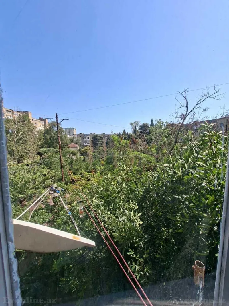 Satılır 3 otaqlı Mənzil Köhnə tikili 65 m² İnşaatçılar m. - şəkil 24