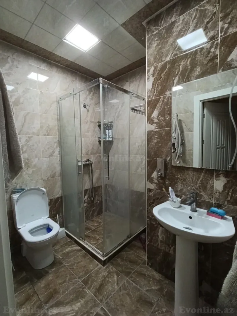 Satılır 2 otaqlı Mənzil Yeni tikili 50 m² 8-ci mikrorayon