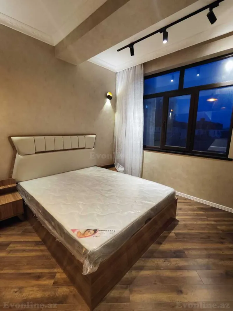 Kirayə verilir 3 otaqlı Mənzil Yeni tikili 75 m² Neftçilər m. - şəkil 6