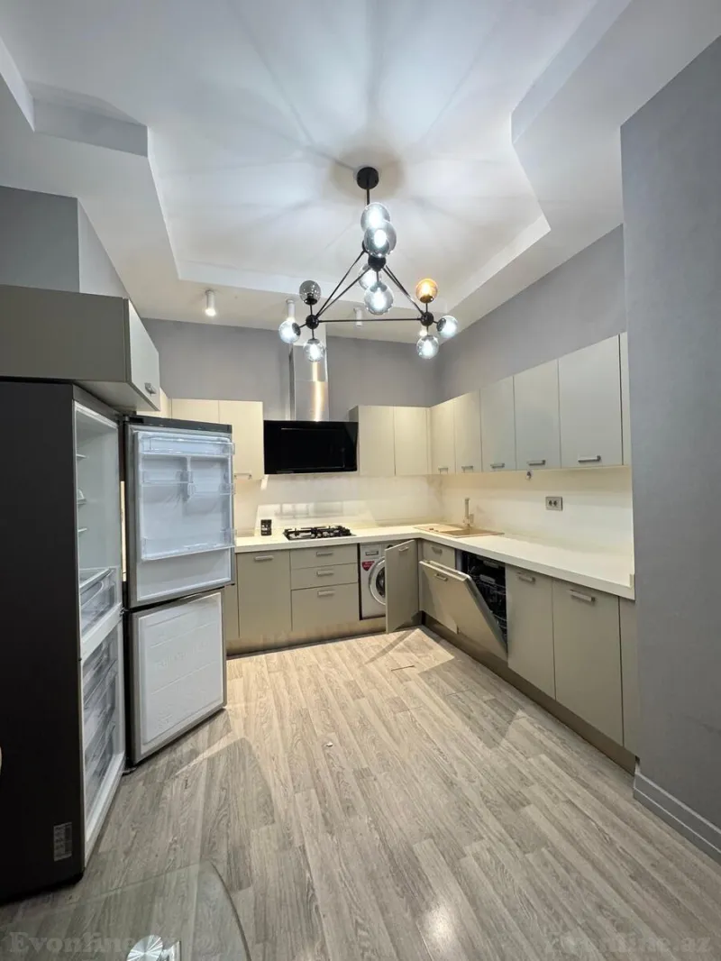 Kirayə verilir 3 otaqlı Mənzil Yeni tikili 127 m² Nərimanov r. - şəkil 4