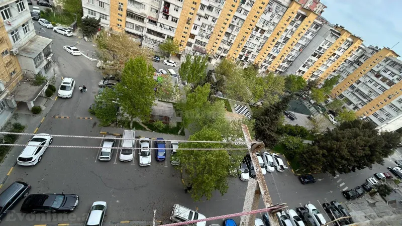 Satılır 2 otaqlı Mənzil Köhnə tikili 65 m² Yeni Yasamal
