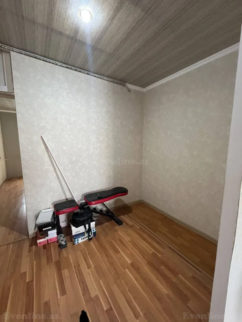 Satılır 2 otaqlı Mənzil Köhnə tikili 65 m² Yeni Yasamal - şəkil 6