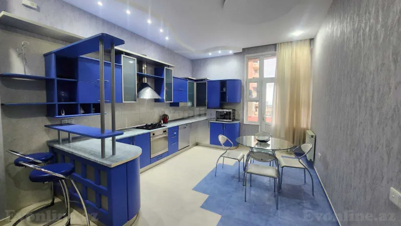 Kirayə verilir 5 otaqlı Mənzil Yeni tikili 200 m² Gənclik m. - şəkil 19