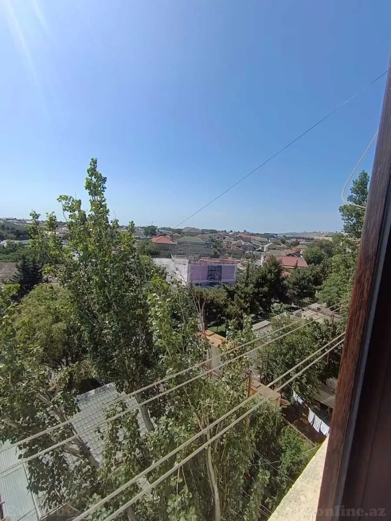 4 otaqlı Mənzil 75 m² Əmircan Satılır