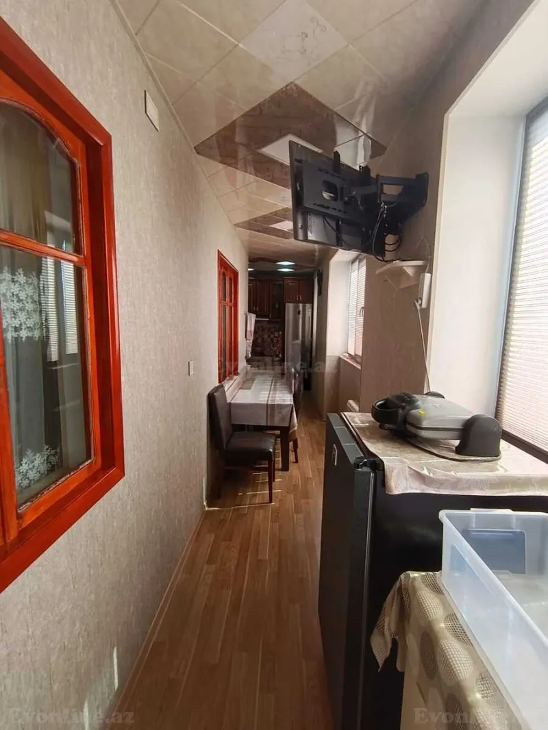 Satılır 4 otaqlı Mənzil Köhnə tikili 75 m² Əmircan - şəkil 6