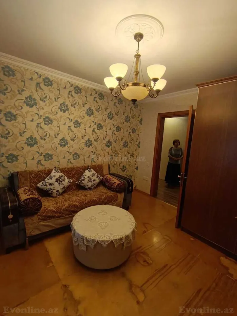 Satılır 4 otaqlı Mənzil Köhnə tikili 75 m² Əmircan - şəkil 14