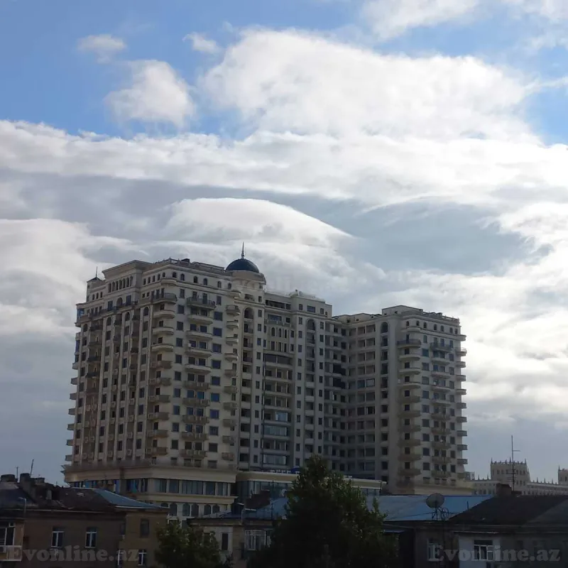 Satılır 2 otaqlı Mənzil Yeni tikili 70 m² Nizami m.