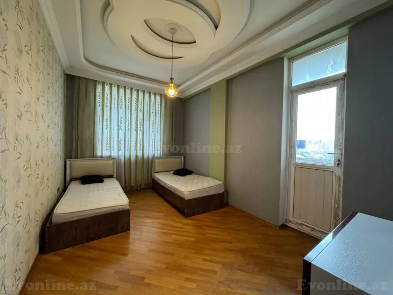 Kirayə verilir 3 otaqlı Mənzil Yeni tikili 115 m² Nərimanov r. - şəkil 4