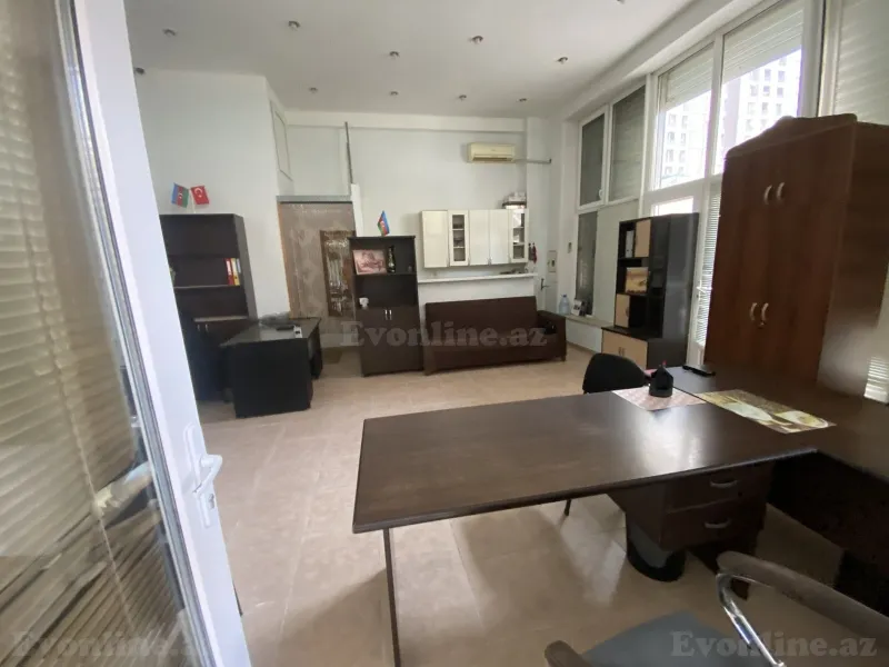 Kirayə verilir Ofis 48 m² Nəriman Nərimanov m. - şəkil 4