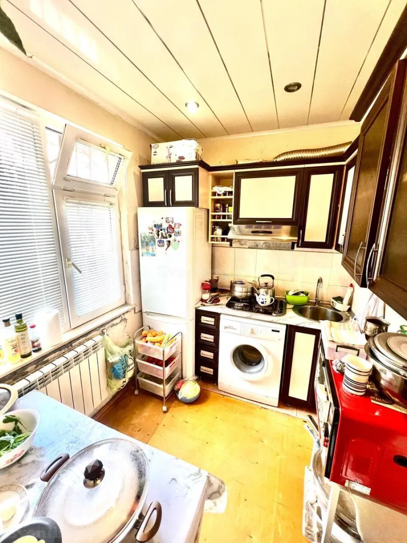 Satılır 3 otaqlı Mənzil Köhnə tikili 75 m² Gənclik m. - şəkil 4