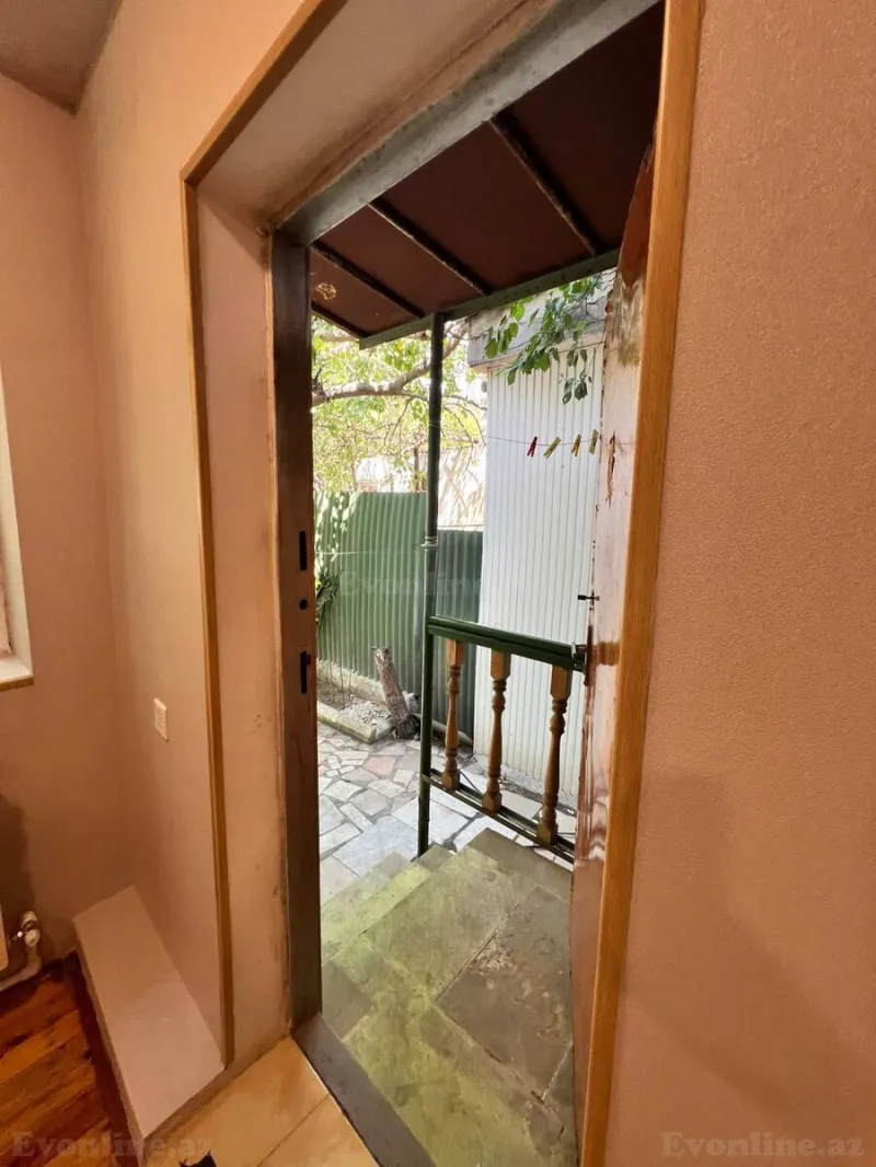 Kirayə verilir 2 otaqlı Mənzil Köhnə tikili 80 m² 28 May m. - şəkil 8