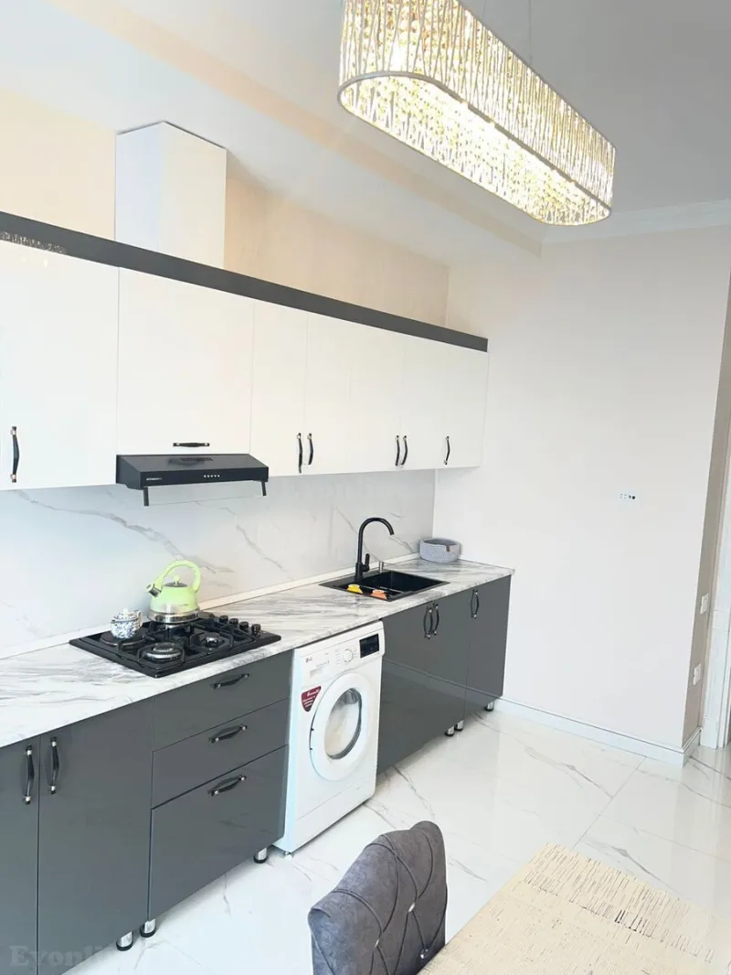 Kirayə verilir 2 otaqlı Mənzil Yeni tikili 95 m² Gənclik m. - şəkil 7