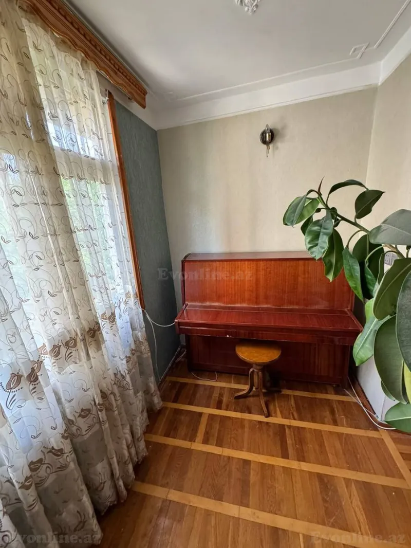 Kirayə verilir 3 otaqlı Mənzil Köhnə tikili 70 m² Qara Qarayev m. - şəkil 13