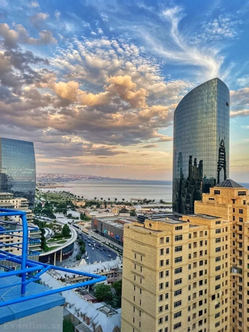Kirayə verilir 3 otaqlı Mənzil Yeni tikili 125 m² Nəsimi r.