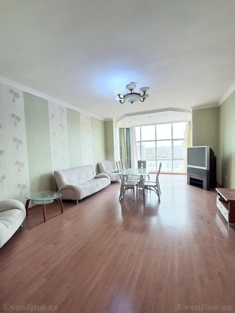 Satılır 4 otaqlı Mənzil Yeni tikili 200 m² 28 May m. - şəkil 3