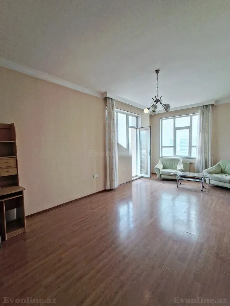 Satılır 4 otaqlı Mənzil Yeni tikili 200 m² 28 May m. - şəkil 5