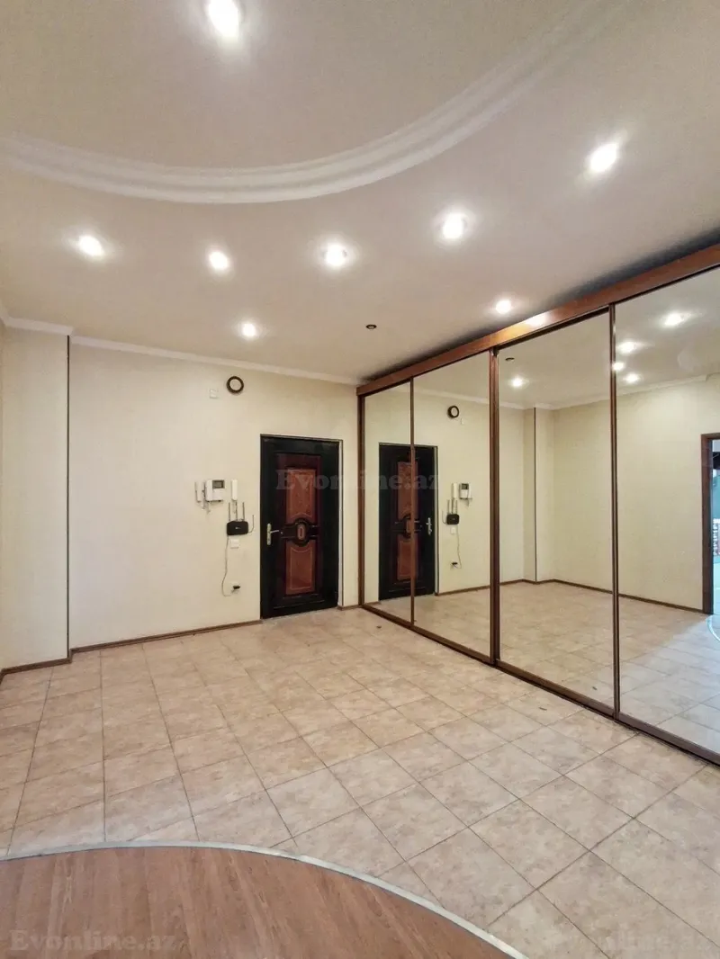 Satılır 4 otaqlı Mənzil Yeni tikili 200 m² 28 May m. - şəkil 8