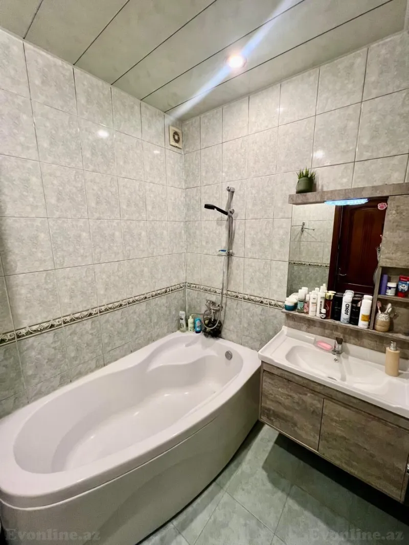 Satılır 2 otaqlı Mənzil Yeni tikili 90 m² 8 Noyabr m. - şəkil 10