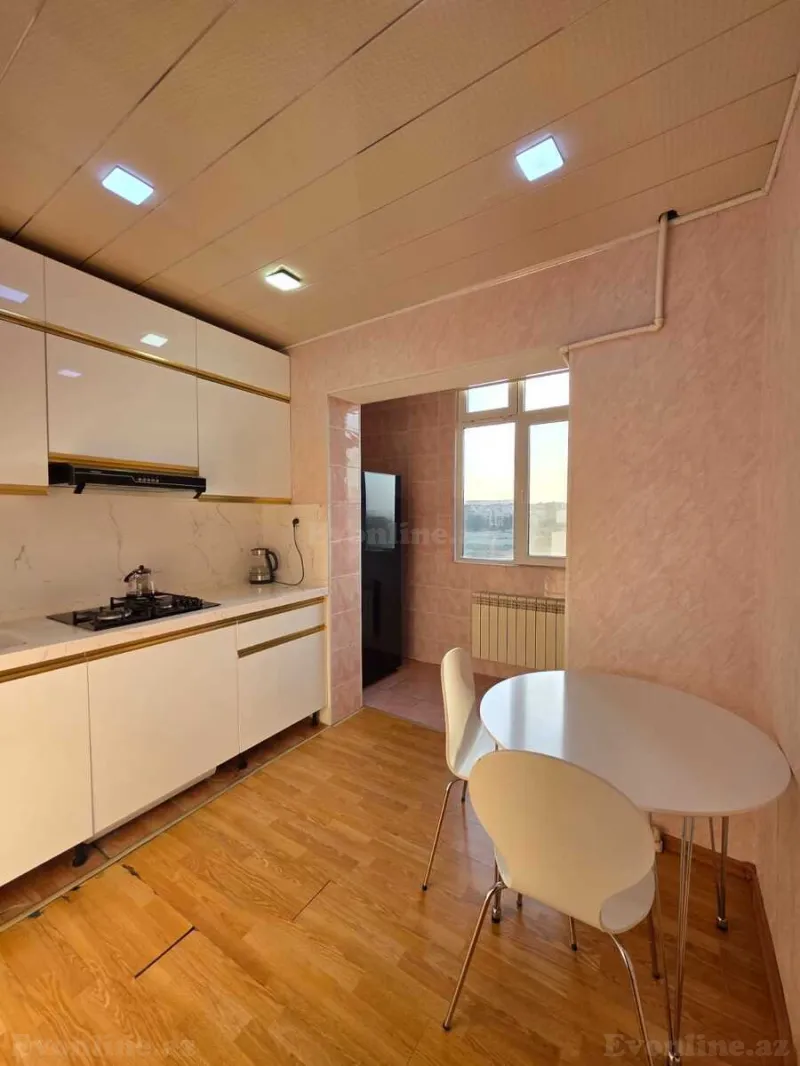 Satılır 2 otaqlı Mənzil Köhnə tikili 60 m² Yeni Günəşli - şəkil 4