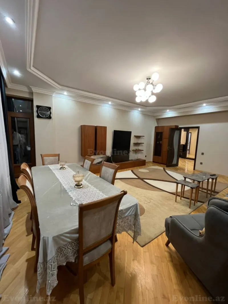 Kirayə verilir 3 otaqlı Mənzil Yeni tikili 135 m² İnşaatçılar m. - şəkil 2