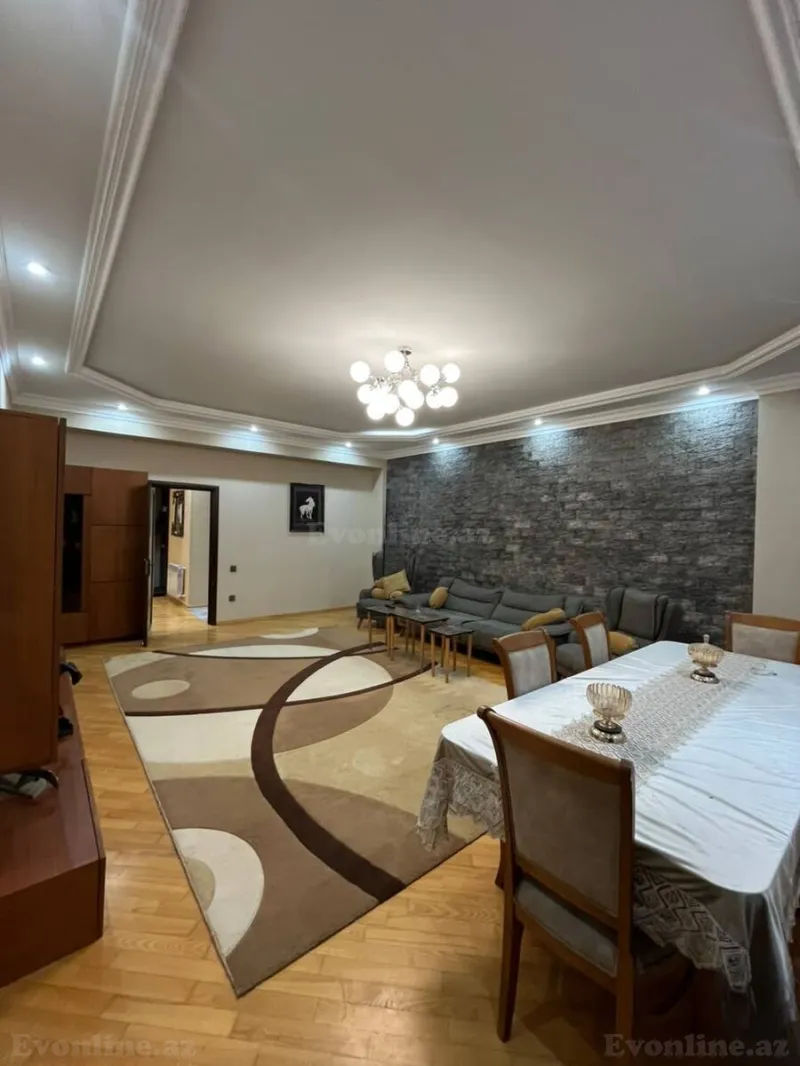 Kirayə verilir 3 otaqlı Mənzil Yeni tikili 135 m² İnşaatçılar m. - şəkil 3