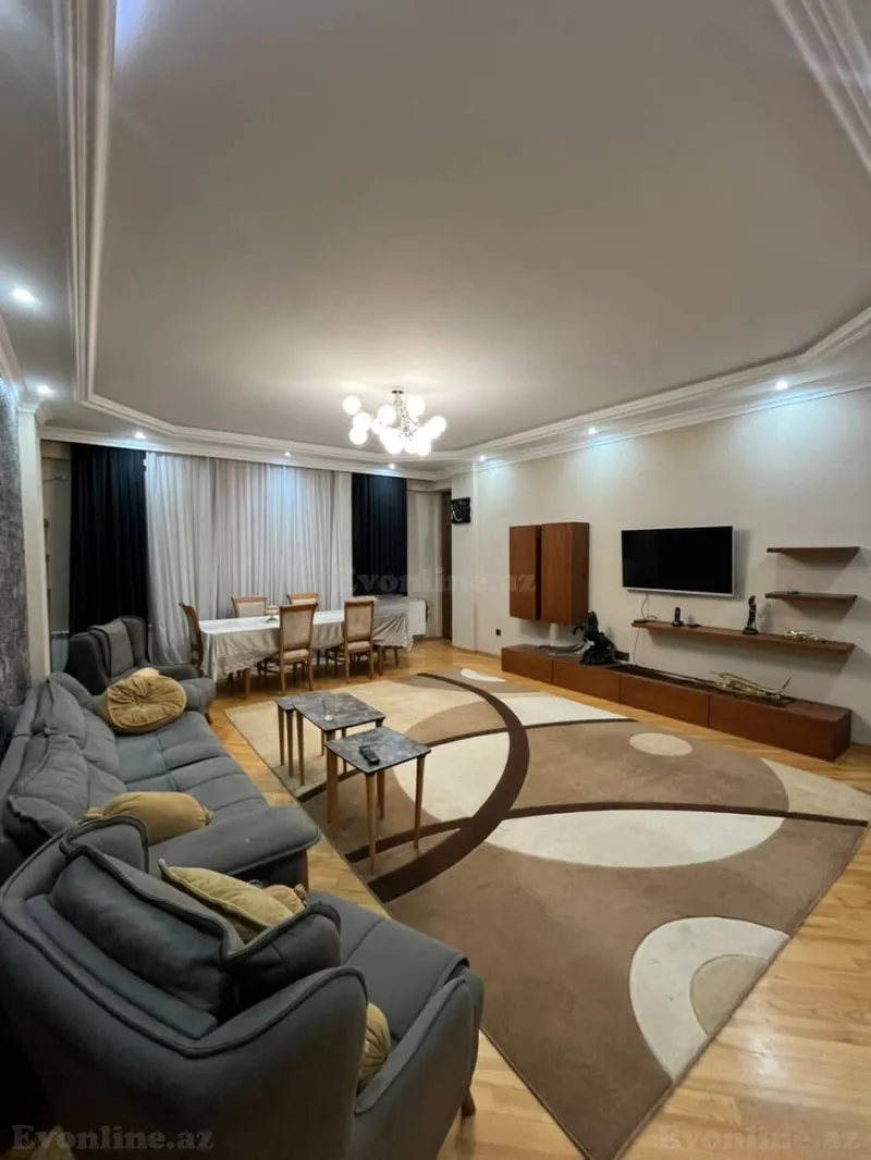 Kirayə verilir 3 otaqlı Mənzil Yeni tikili 135 m² İnşaatçılar m. - şəkil 4