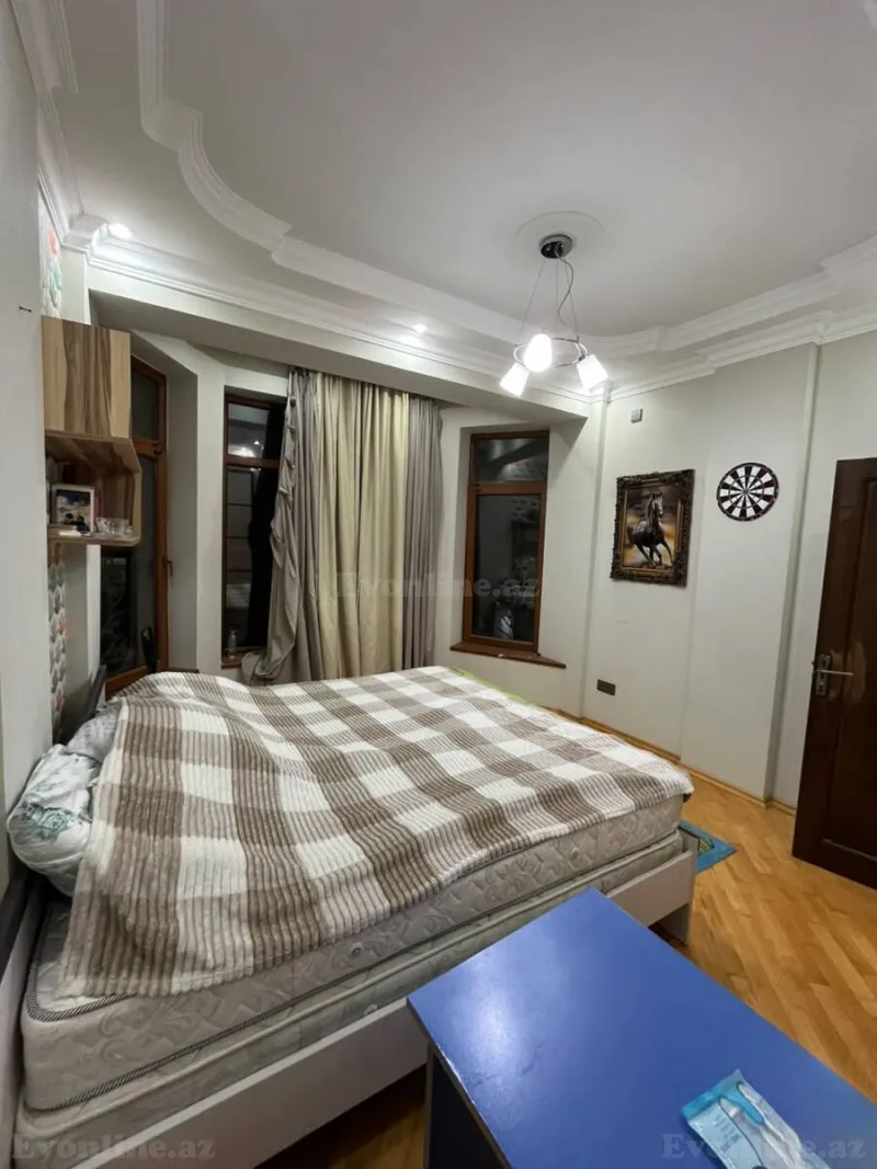 Kirayə verilir 3 otaqlı Mənzil Yeni tikili 135 m² İnşaatçılar m. - şəkil 12