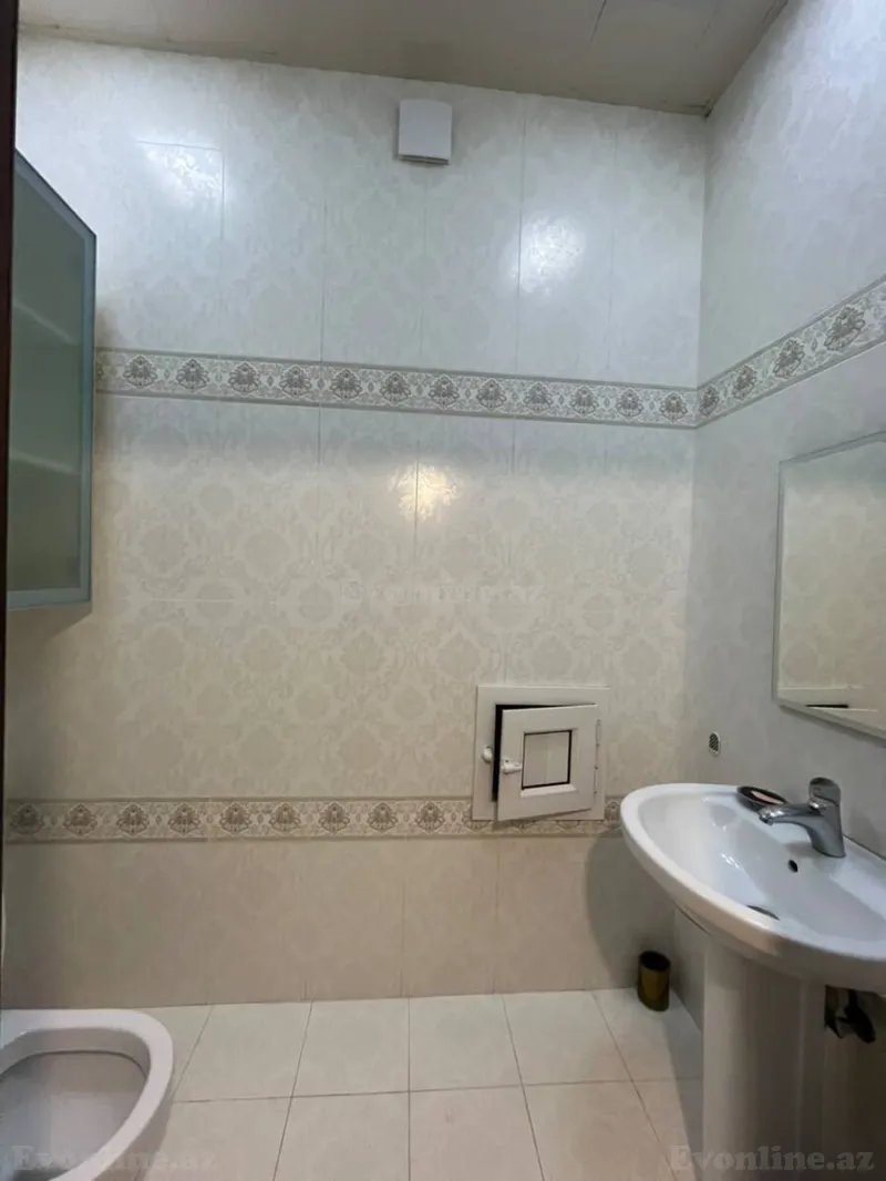Kirayə verilir 3 otaqlı Mənzil Yeni tikili 135 m² İnşaatçılar m. - şəkil 26
