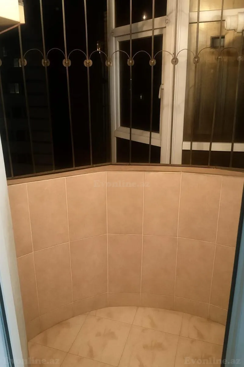 Satılır 3 otaqlı Mənzil Yeni tikili 110 m² İnşaatçılar m. - şəkil 3