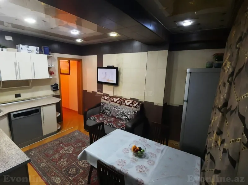 Satılır 3 otaqlı Mənzil Yeni tikili 110 m² İnşaatçılar m. - şəkil 6